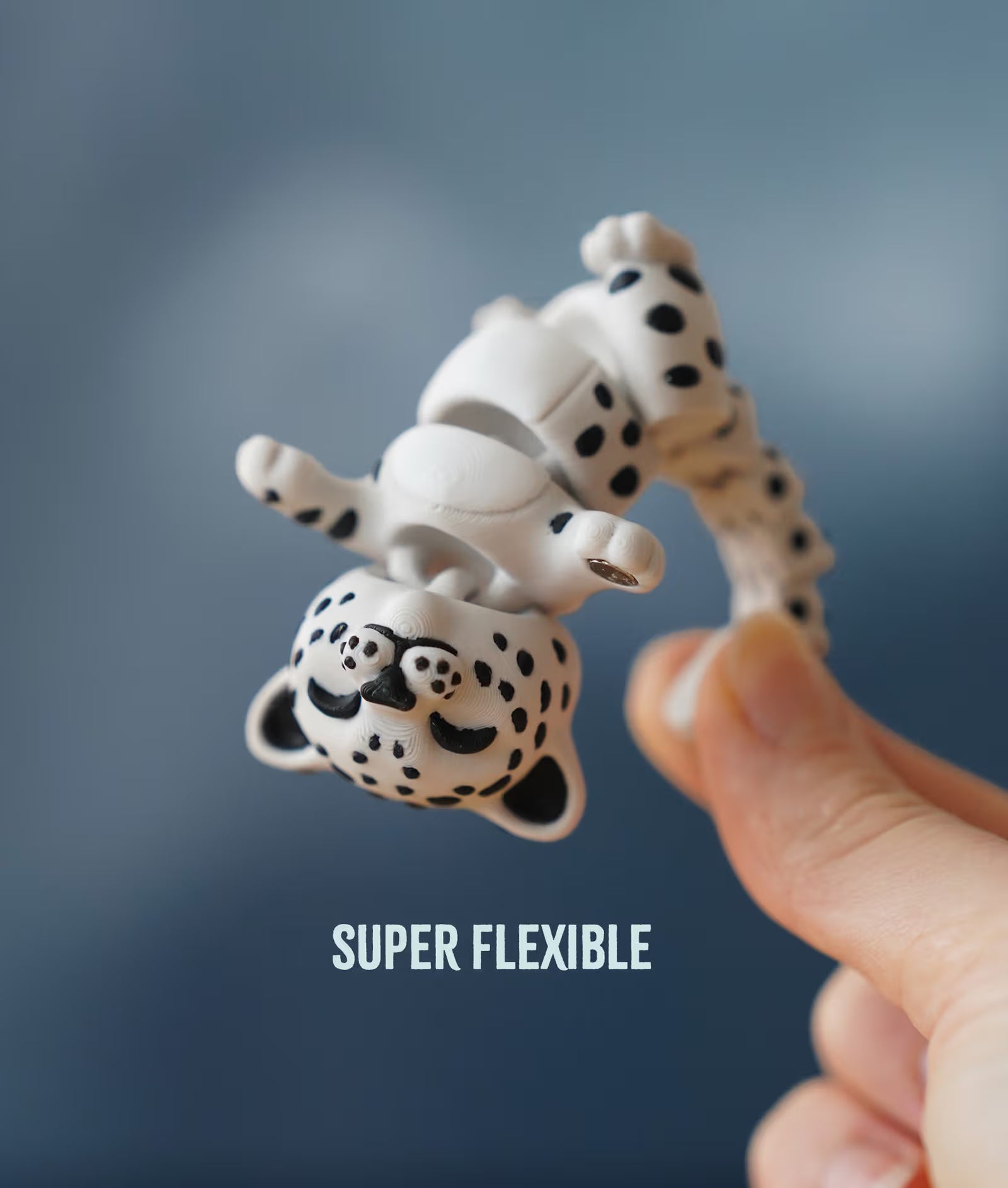 Shan Snap — Articulated Flexi Snow Leopard Keychain, Magnetic Paws